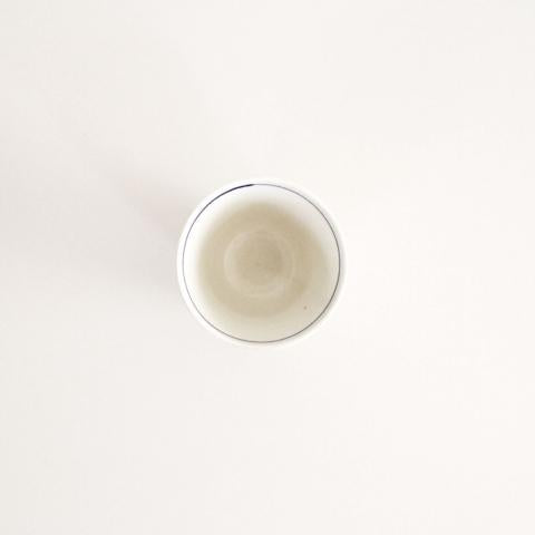 染付けカップ唐草 小 | 陶器工房壹 | 大阪うつわQuwan